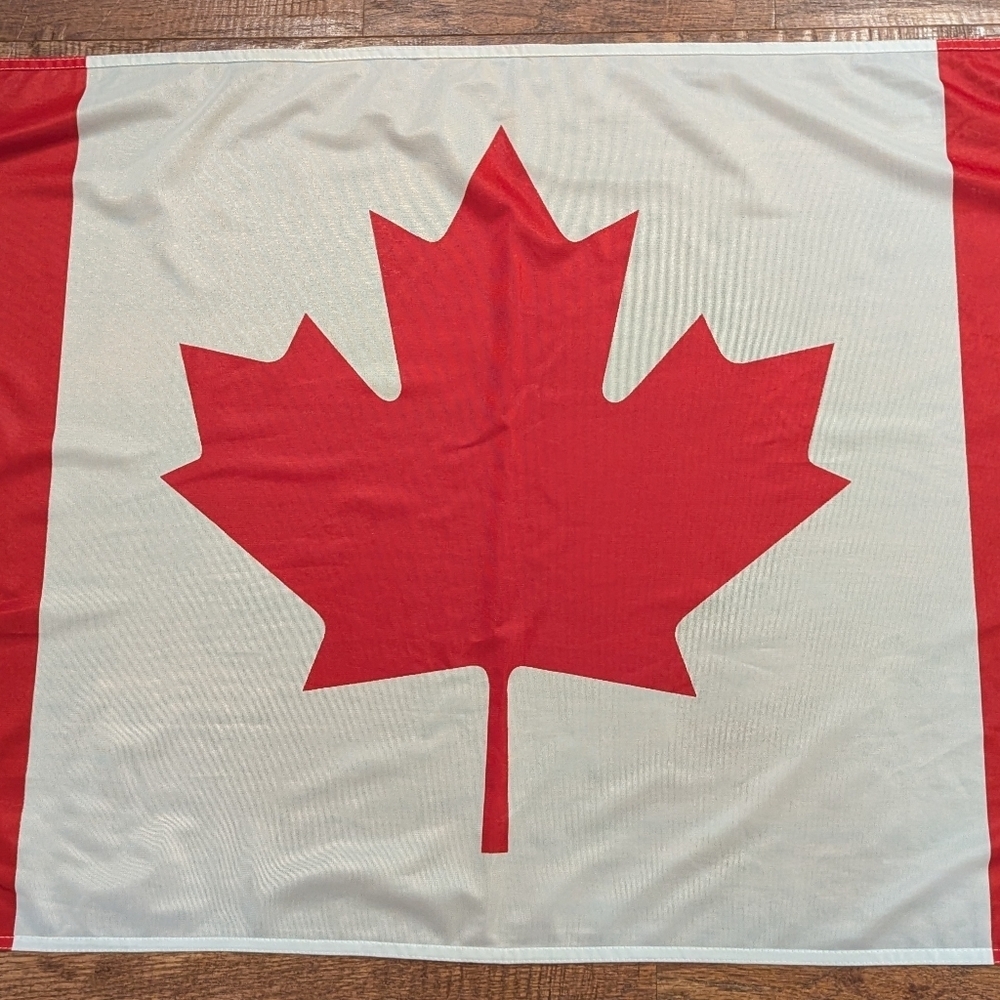 Flags Unlimited Premium Canada Flag approximately 27"x 54" (Outdoor Indoor) - Picture 4 of 10